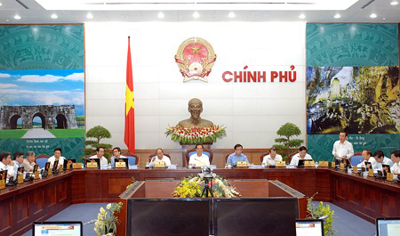Thủ tướng Nguyễn Tấn Dũng chủ trì phiên họp Chính phủ thường kỳ tháng 8.